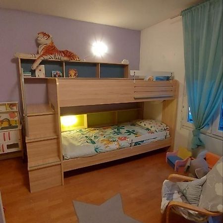 Appartement Familial Pour 6 Adultes Et 5 Enfants A 10 Min De Disney Bailly-Romainvilliers Eksteriør billede