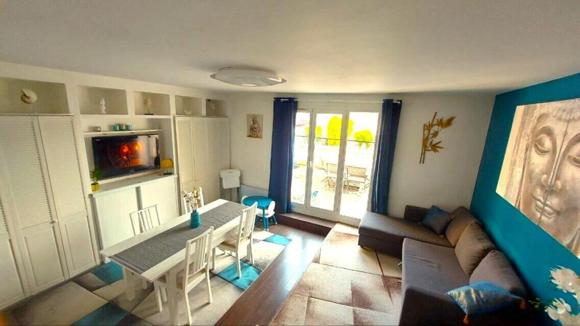 Appartement Familial Pour 6 Adultes Et 5 Enfants A 10 Min De Disney Bailly-Romainvilliers Eksteriør billede