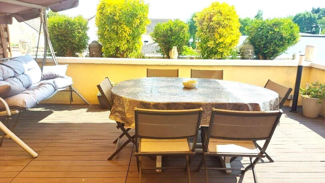 Appartement Familial Pour 6 Adultes Et 5 Enfants A 10 Min De Disney Bailly-Romainvilliers Eksteriør billede